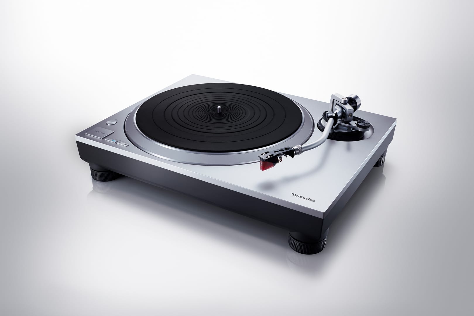 Обзор Technics SL-1500C: Возвращение легенды в доступном обличии